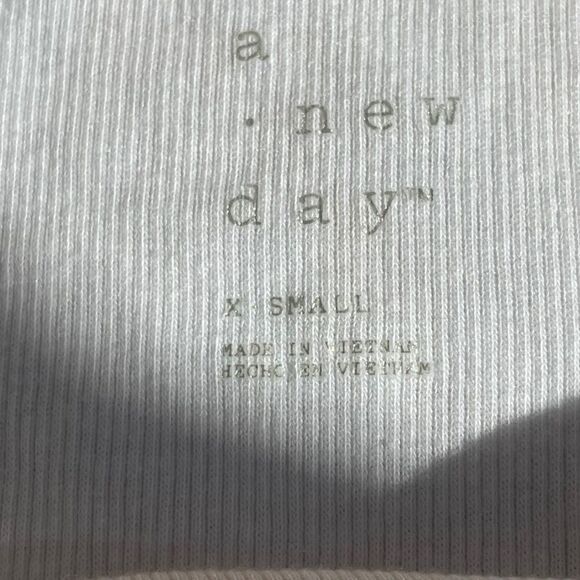 A New Day | EUC Women’s Tie Die Tank Top Size XS - Picture 4 of 4